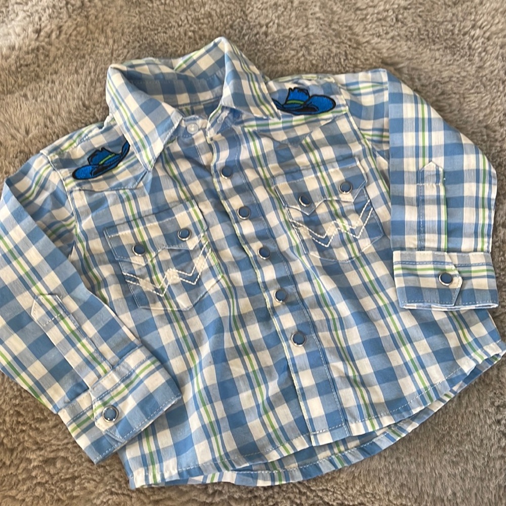 Wrangler Blue White and Green Plaid Button-Down Shirt